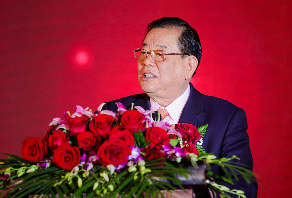 德業(yè)人將用心堅守使命,<br>為實現(xiàn)夢想不懼櫛風沐雨、砥礪前行。
